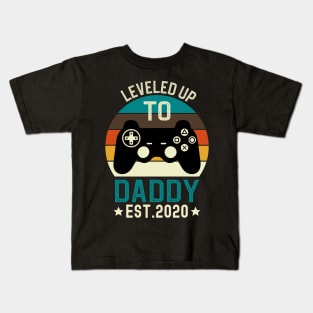 Leveled Up to Daddy Est 2020 Kids T-Shirt